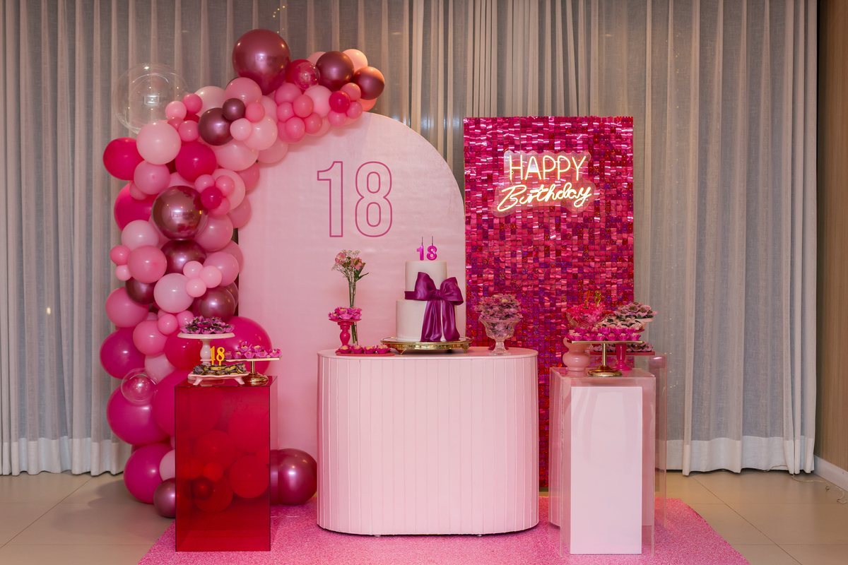 Fotografia de aniversário de 18 anos na Graça em Salvador