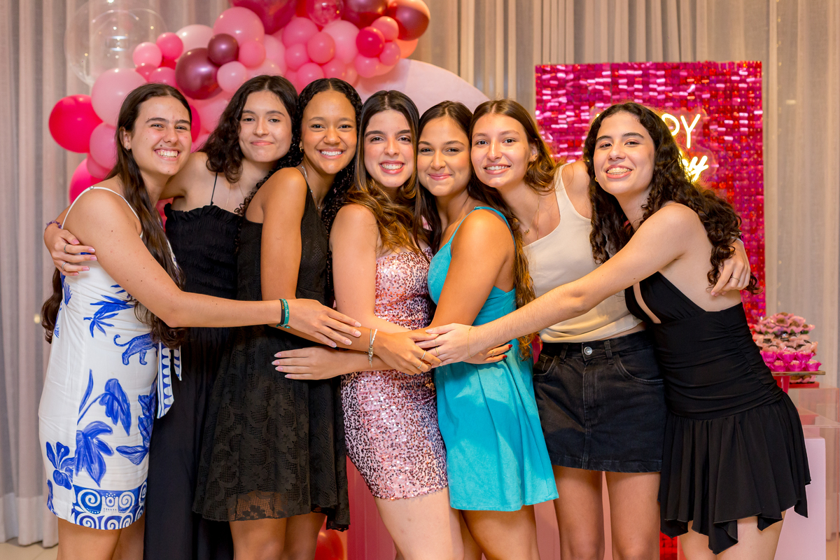 Fotografia de aniversário de 18 anos na Graça em Salvador