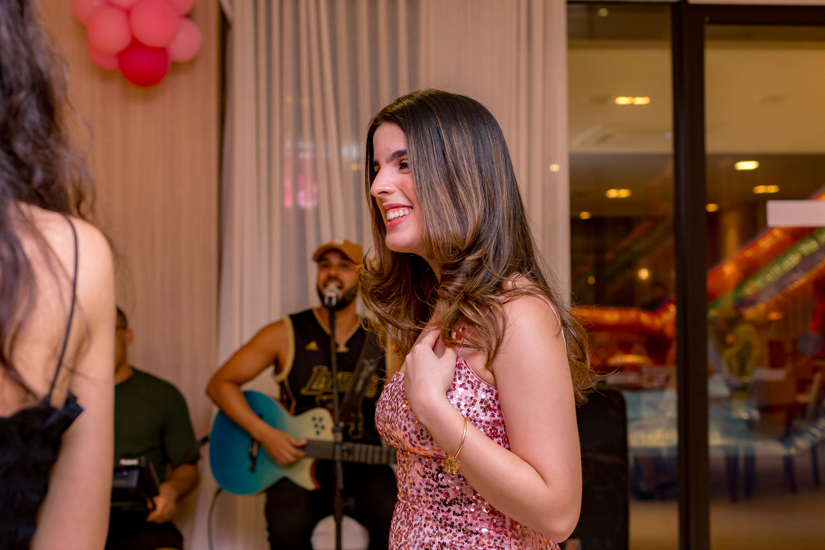 Fotografia de aniversário de 18 anos na Graça em Salvador