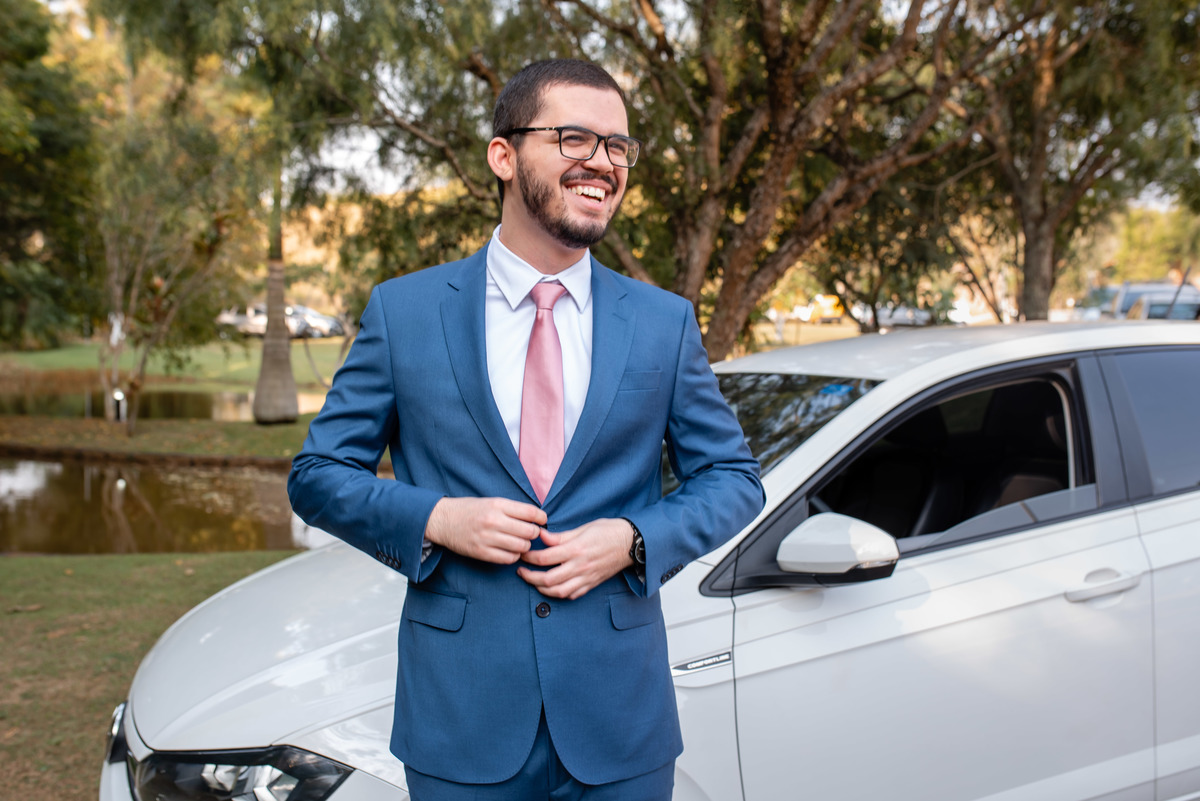 casamento, noiva, fotografia de casamento, fotografia, alex e thais fotografia , casamento ao ar livre, casamento de dia, making of noivo, terno noivo, estação fazenda