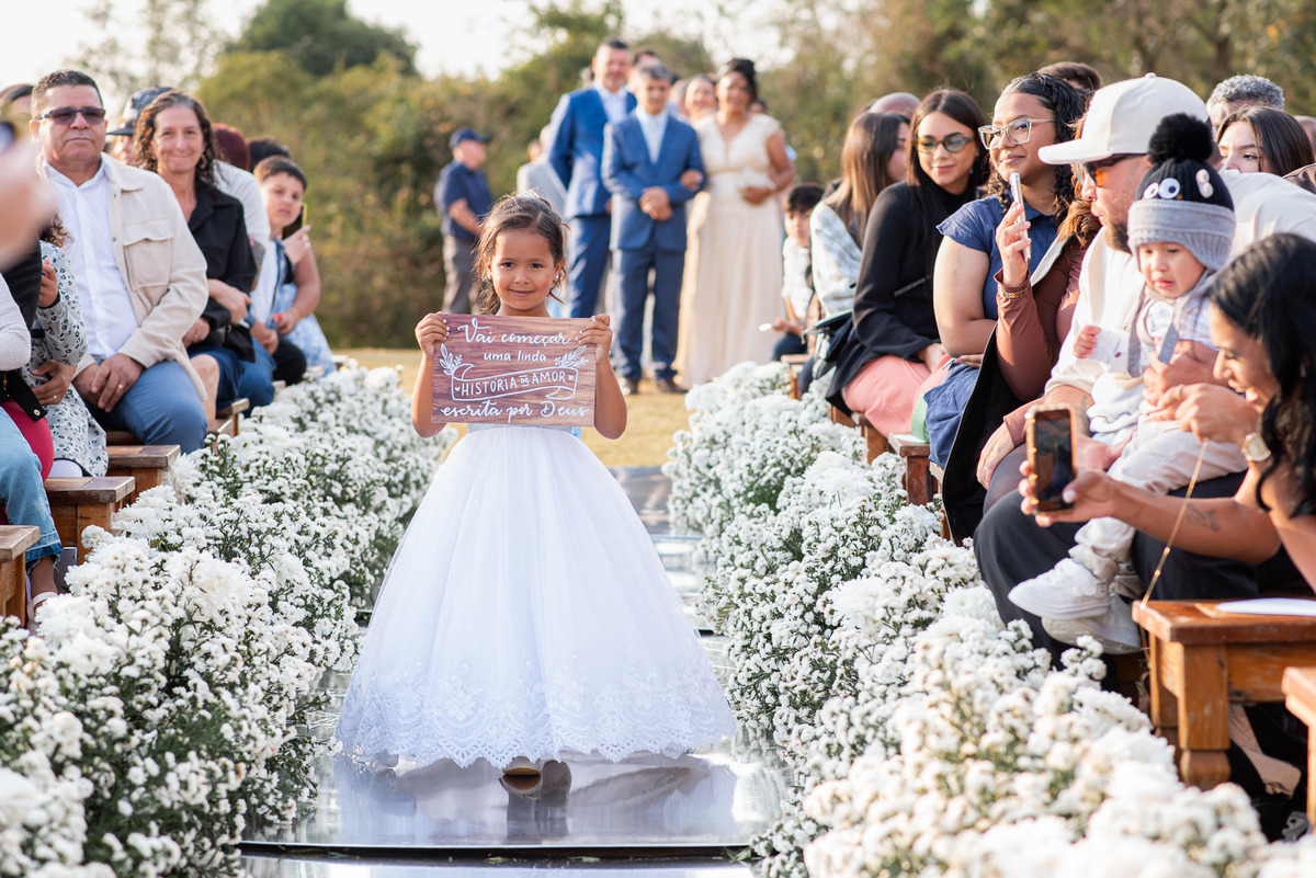 casamento, espaço alecrim, casamento ao ar livre, casamento no pôr do sol, decoração de cerimônia, fotografo casamento, fotografia de casamento sorocaba, fotografo de casamento jundiai, vestido de noiva, noiva,   casamento ao ar livre em Jundiai, daminha