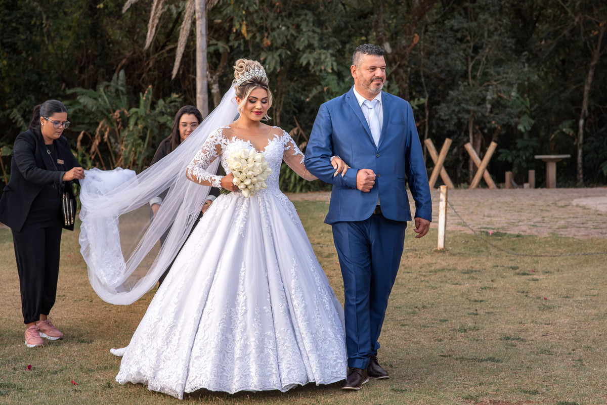 casamento, espaço alecrim, casamento ao ar livre, casamento no pôr do sol, decoração de cerimônia, fotografo casamento, fotografia de casamento sorocaba, fotografo de casamento jundiai, vestido de noiva, noiva,   casamento ao ar livre em Jundiai, noiva