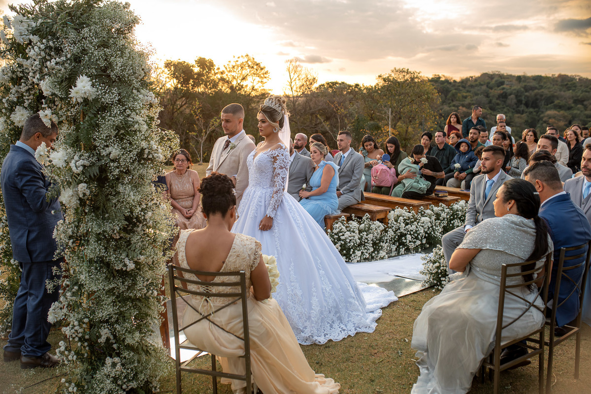casamento, espaço alecrim, casamento ao ar livre, casamento no pôr do sol, decoração de cerimônia, fotografo casamento, fotografia de casamento sorocaba, fotografo de casamento jundiai, vestido de noiva, noiva,   casamento ao ar livre em Jundiai, noiva