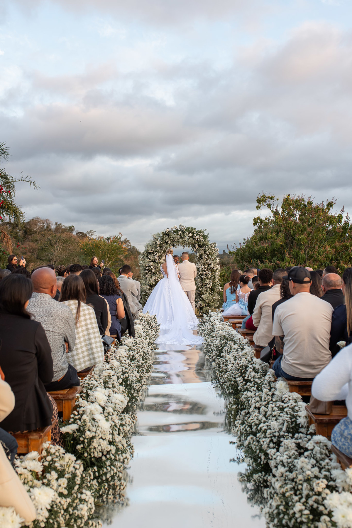 casamento, espaço alecrim, casamento ao ar livre, casamento no pôr do sol, decoração de cerimônia, fotografo casamento, fotografia de casamento sorocaba, fotografo de casamento jundiai, vestido de noiva, noiva,   casamento ao ar livre em Jundiai, noiva