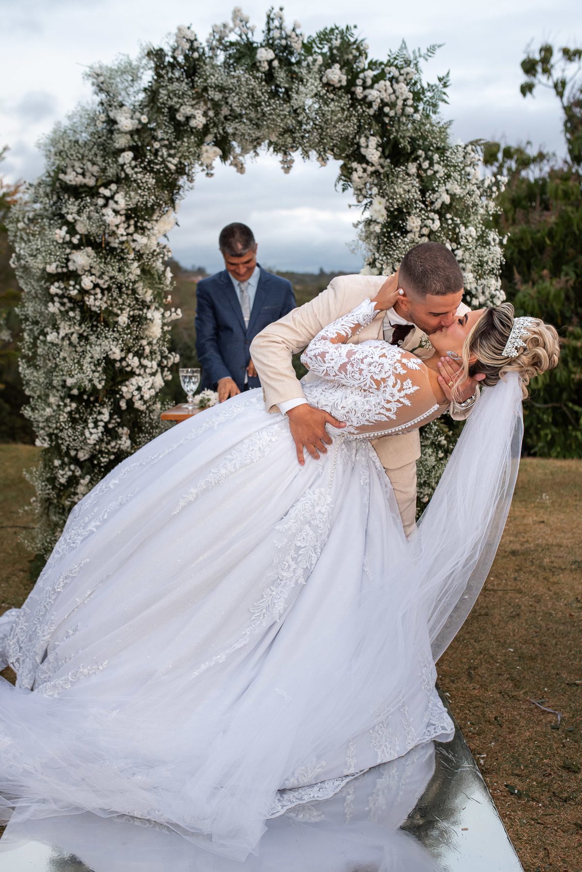 casamento, espaço alecrim, casamento ao ar livre, casamento no pôr do sol, decoração de cerimônia, fotografo casamento, fotografia de casamento sorocaba, fotografo de casamento jundiai, vestido de noiva, noiva,   casamento ao ar livre em Jundiai, noiva