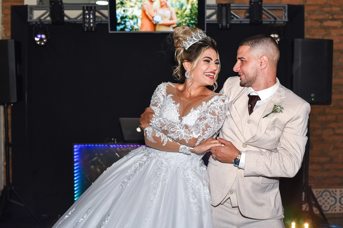 casamento, espaço alecrim,  fotos noivos, fotografo casamento, fotografia de casamento sorocaba, fotografo de casamento jundiai, vestido de noiva, noiva,   ensaio casal, festa de casamento, recepção de casamento, balada casamento, valsa noivos