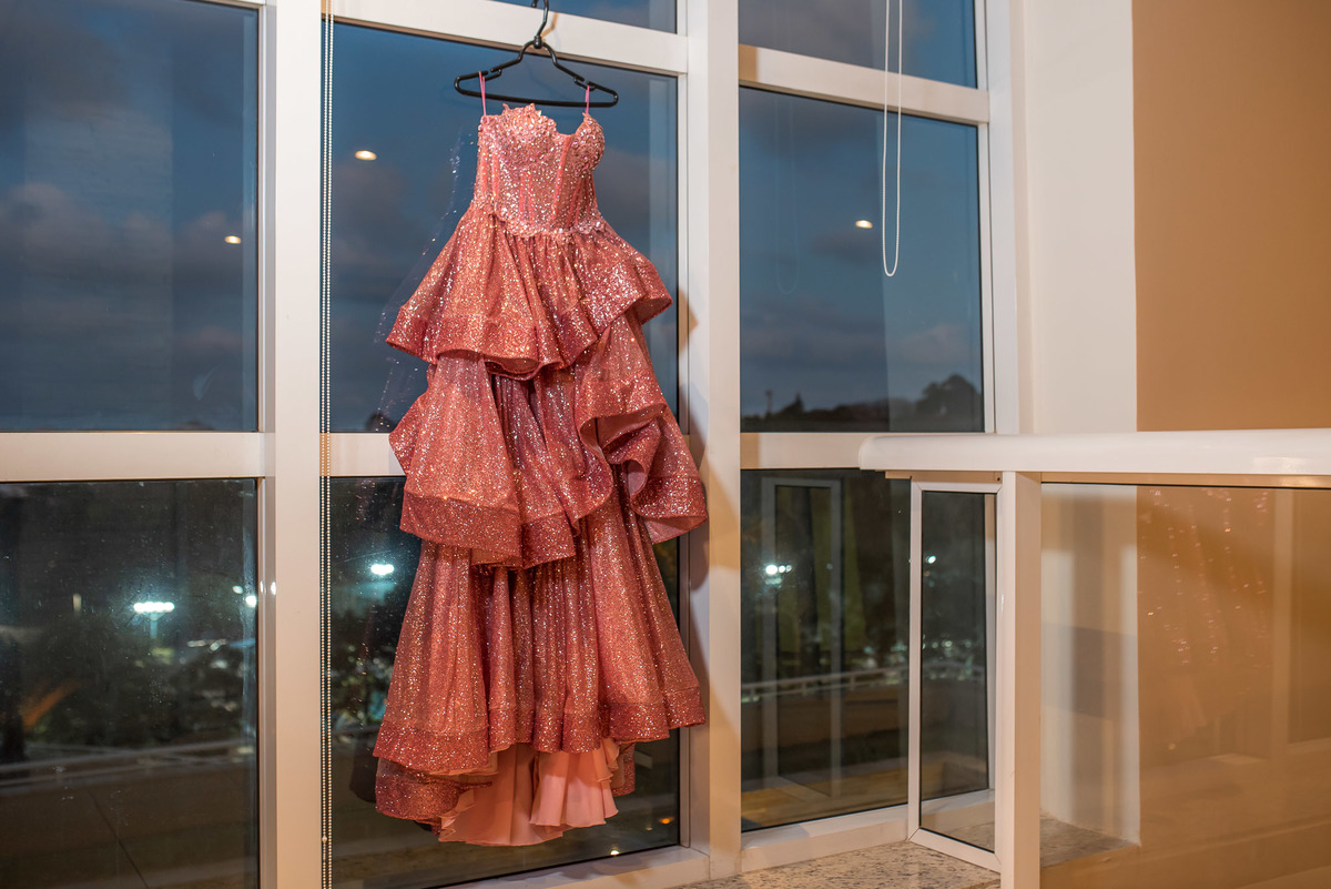 Making off debutante, maquiagem de debutante. fotografia de debutante, ensaio fotográfico 15 anos, ensaio 15 anos, fotos de 15 anos, fotógrafo de debutante, vestido debutante, fotógrafo de debutante em Sorocaba, fotógrafo de debutante em Jundiaí, festa 15