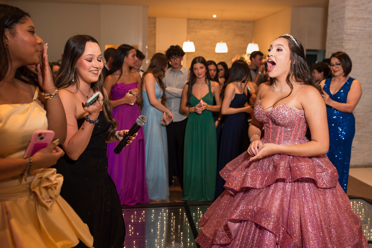 Making off debutante, maquiagem de debutante. fotografia de debutante, ensaio fotográfico 15 anos, ensaio 15 anos, fotos de 15 anos, fotógrafo de debutante, vestido debutante, fotógrafo de debutante em Sorocaba, fotógrafo de debutante em Jundiaí, valsa