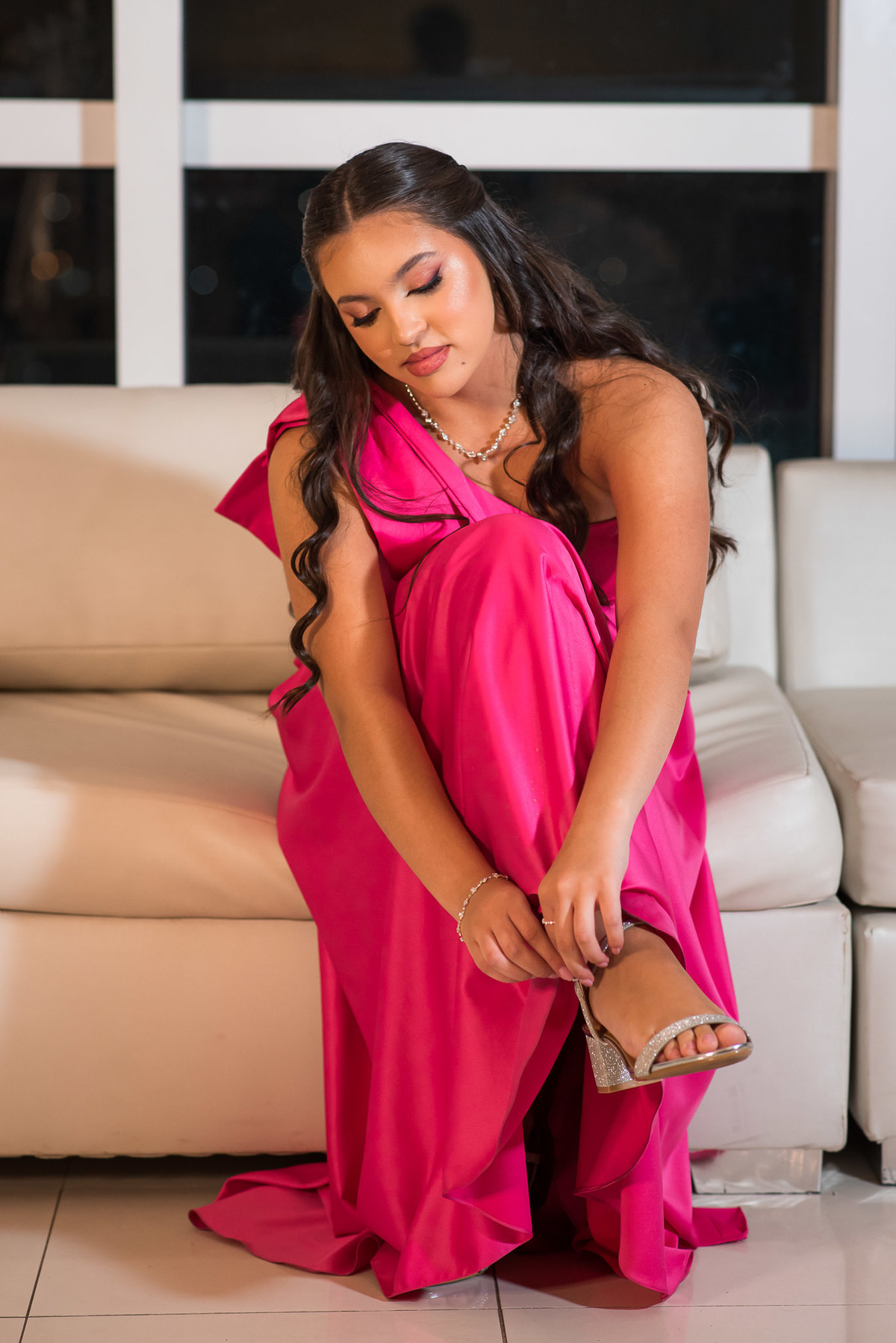 Making off debutante, maquiagem de debutante. fotografia de debutante, ensaio fotográfico 15 anos, ensaio 15 anos, fotos de 15 anos, fotógrafo de debutante, vestido debutante, fotógrafo de debutante em Sorocaba, fotógrafo de debutante em Jundiaí, festa 15