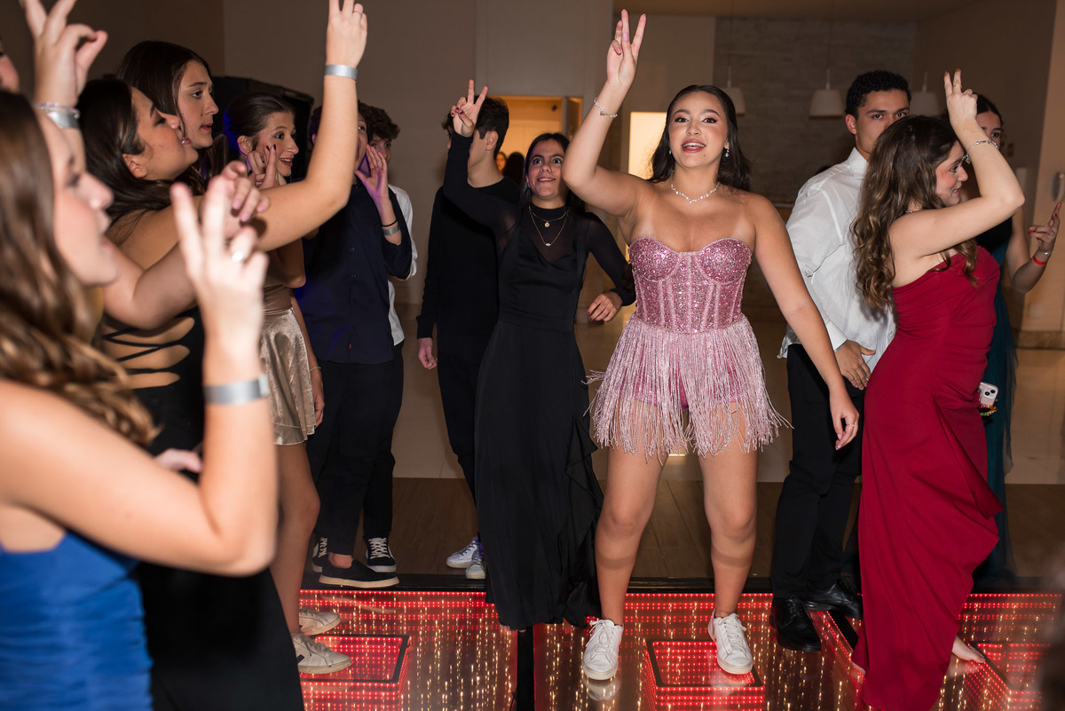 dança debutante, dança 15 anos, balada 15 anos. fotografia de debutante, ensaio fotográfico 15 anos, ensaio 15 anos, fotos de 15 anos, fotógrafo de debutante, vestido debutante, fotógrafo de debutante em Sorocaba, fotógrafo de debutante em Jundiaí, 