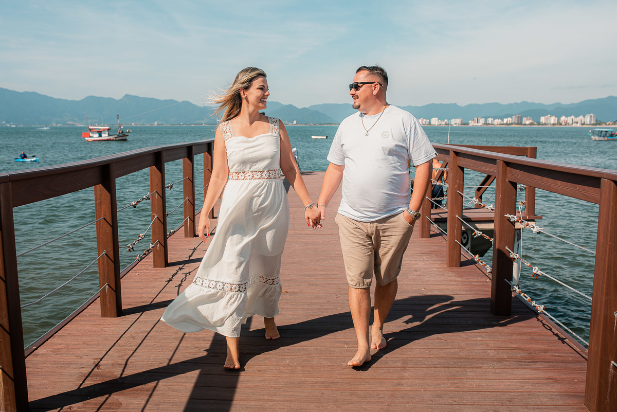 pré wedding na praia
pré wedding Caraguatatuba
ensaio pré casamento
ensaio de casal na praia
fotos ao nascer do sol
ensaio romântico na praia
fotógrafo para ensaio de casal
fotos pré casamento na praia
fotografo de casamento 
alex e thais fotografia