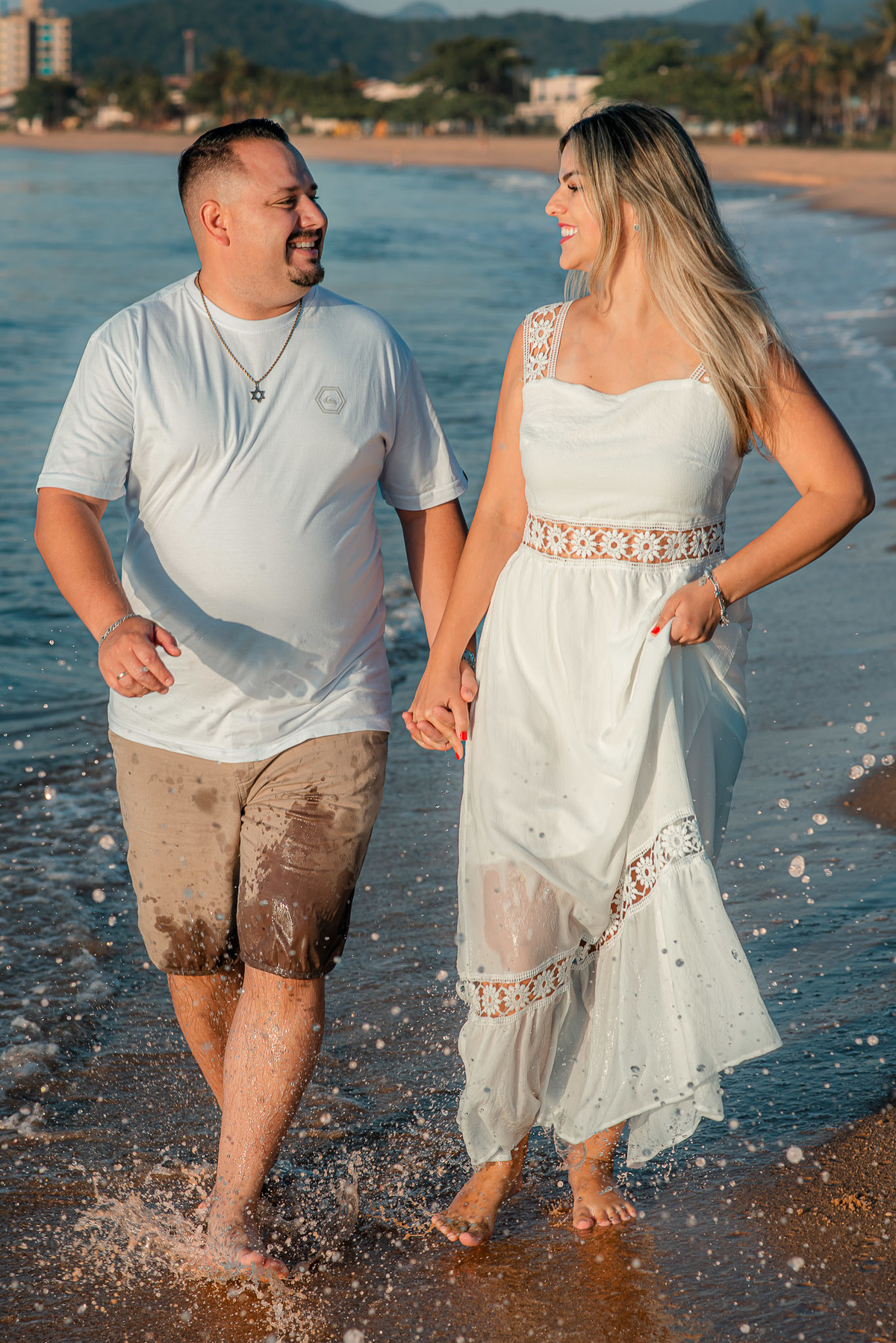 pré wedding na praia
pré wedding Caraguatatuba
ensaio pré casamento
ensaio de casal na praia
fotos ao nascer do sol
ensaio romântico na praia
fotógrafo para ensaio de casal
fotos pré casamento na praia
fotografo de casamento 
alex e thais fotografia