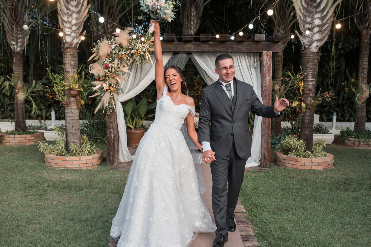 recanto real, casamento ao ar livre, casamento no pôr do sol, decoração de cerimônia, fotografo casamento, fotografia de casamento sorocaba, fotografo de casamento jundiai, vestido de noiva, noiva, casamento ao ar livre, alex e thais fotografia