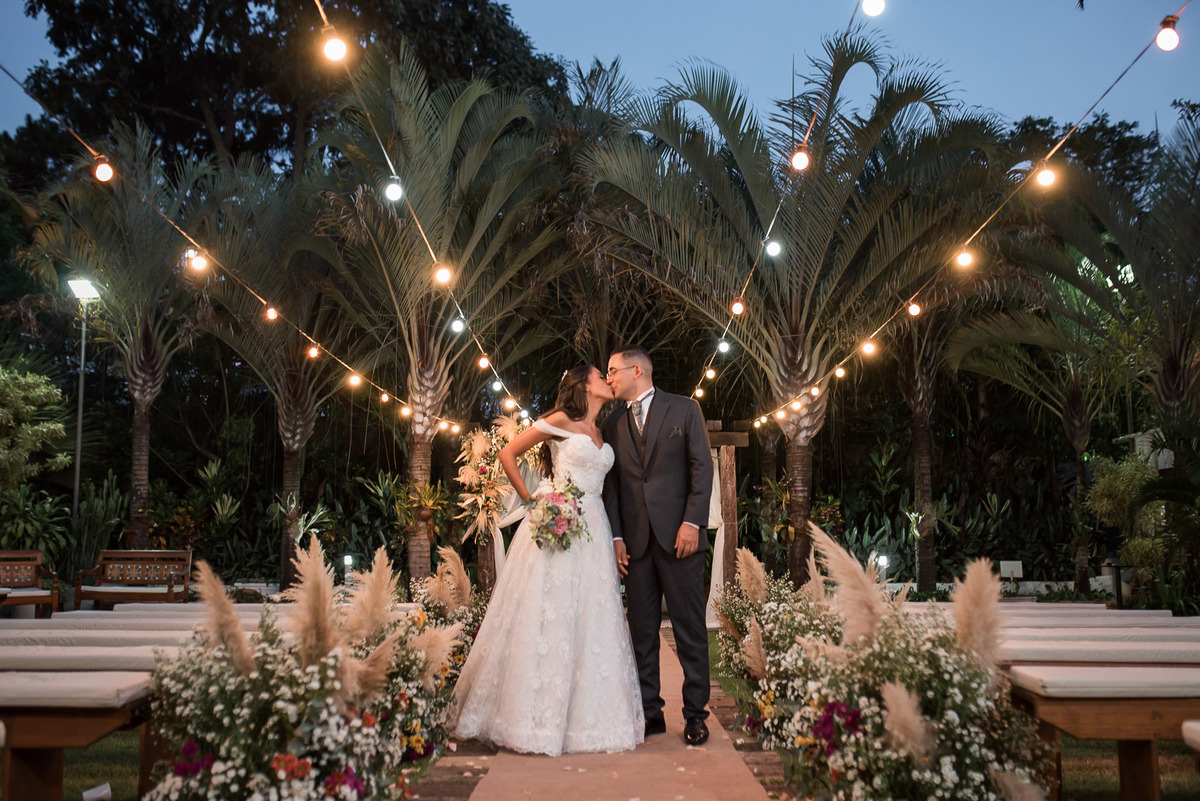 recanto real, casamento ao ar livre, casamento no pôr do sol, decoração de cerimônia, fotografo casamento, fotografia de casamento sorocaba, fotografo de casamento jundiai, vestido de noiva, noiva, casamento ao ar livre, alex e thais fotografia