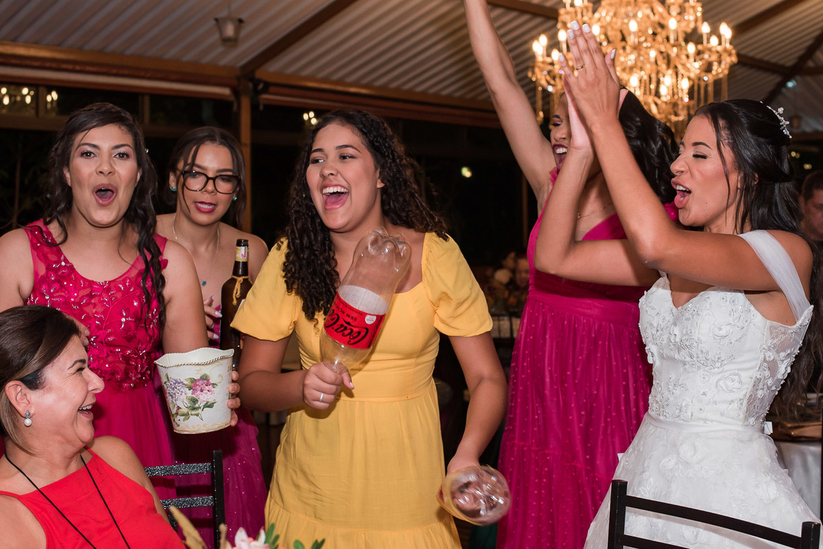 recanto real, casamento ao ar livre, sapatinho, gravata noivo, fotografo casamento, fotografia de casamento sorocaba, fotografo de casamento jundiai, vestido de noiva, noiva, casamento ao ar livre, alex e thais fotografia