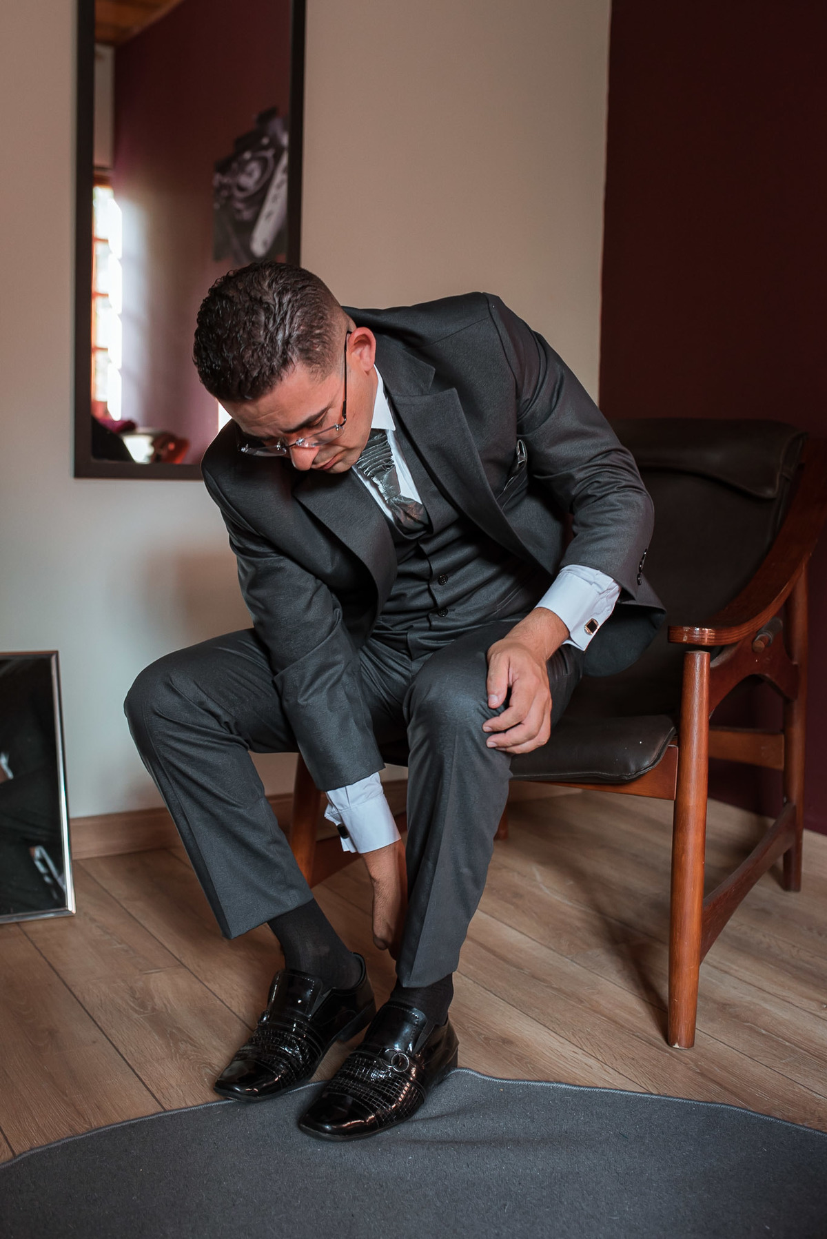 making of do noivo, terno do noivo. Grande dia, casamento,  jundiai, noivo sorocaba, noivo jundiaí, fotografo casamento, fotografia de casamento sorocaba, fotografo de casamento jundiai, recanto real, casamento ao ar livre, alex e thais fotografia