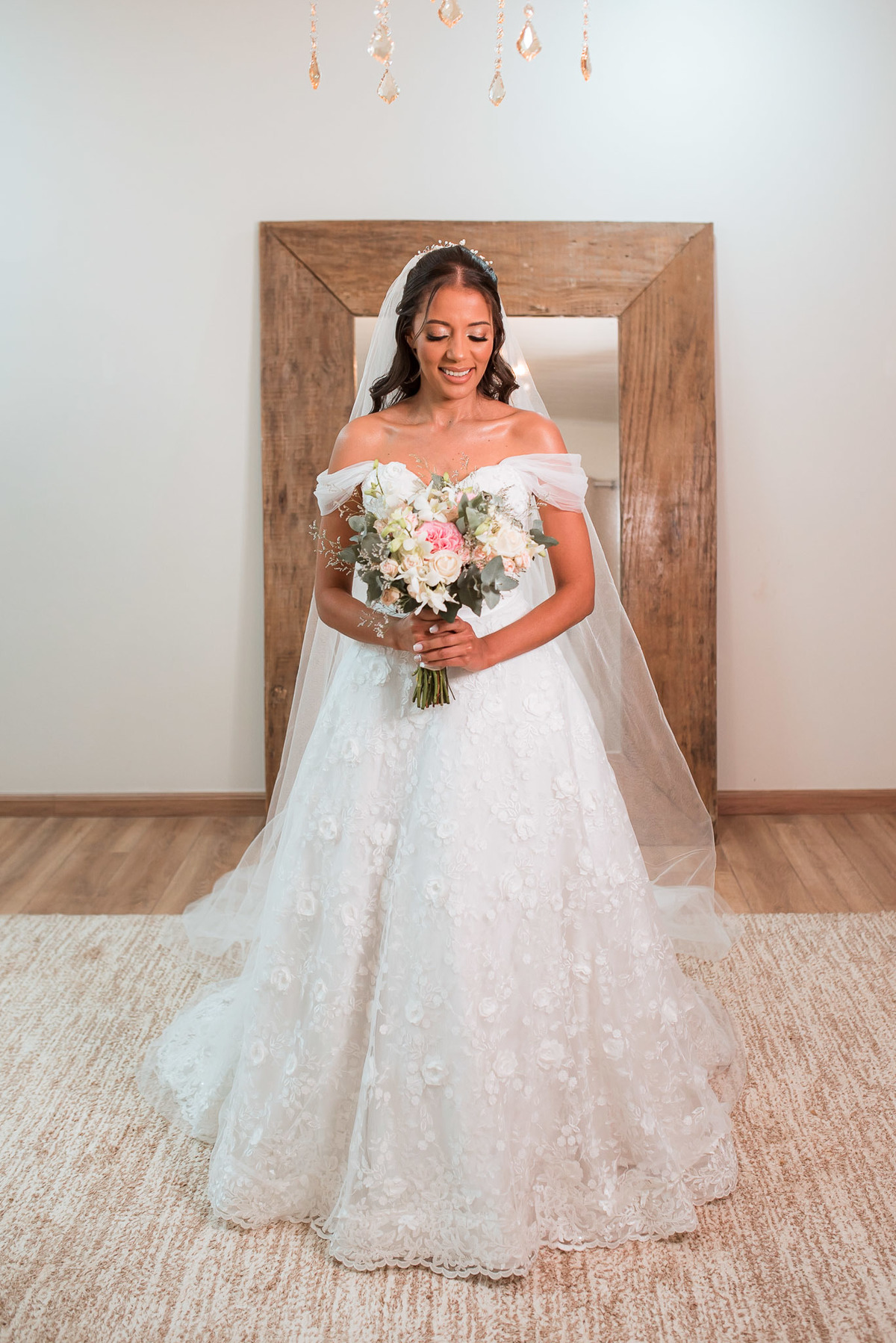 Making off da noiva, vestido de Noiva, Buque de noiva. Dia de noiva. Grande dia. maquiagem de noiva, casamento, jundiai, fotografo casamento, fotografia de casamento sorocaba, fotografo de casamento jundiai, recanto real, casamento ao ar livre, alex e tha