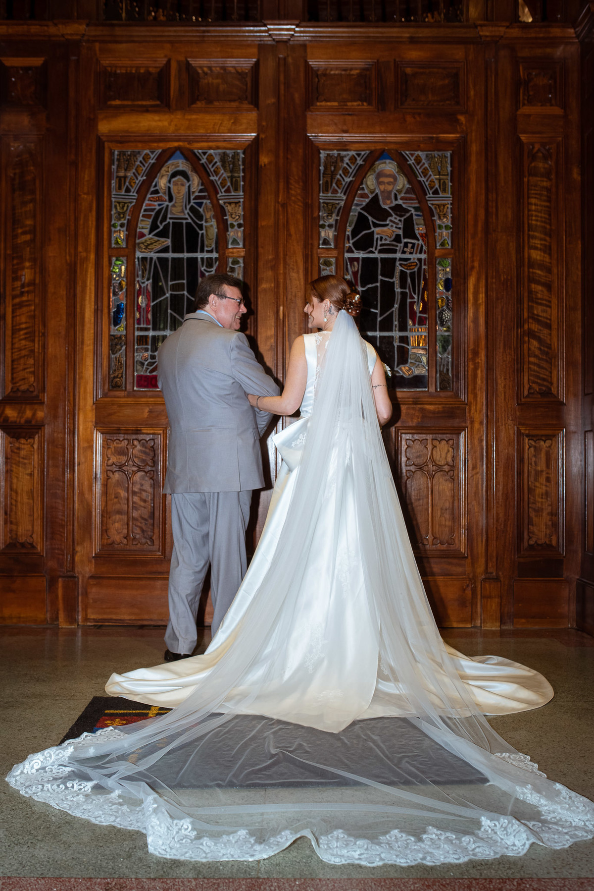 casamento, fotos casamento, noivos, entrada da noiva, vestido da noiva, casamento igreja católica, Catedral Nossa Senhora do Desterro