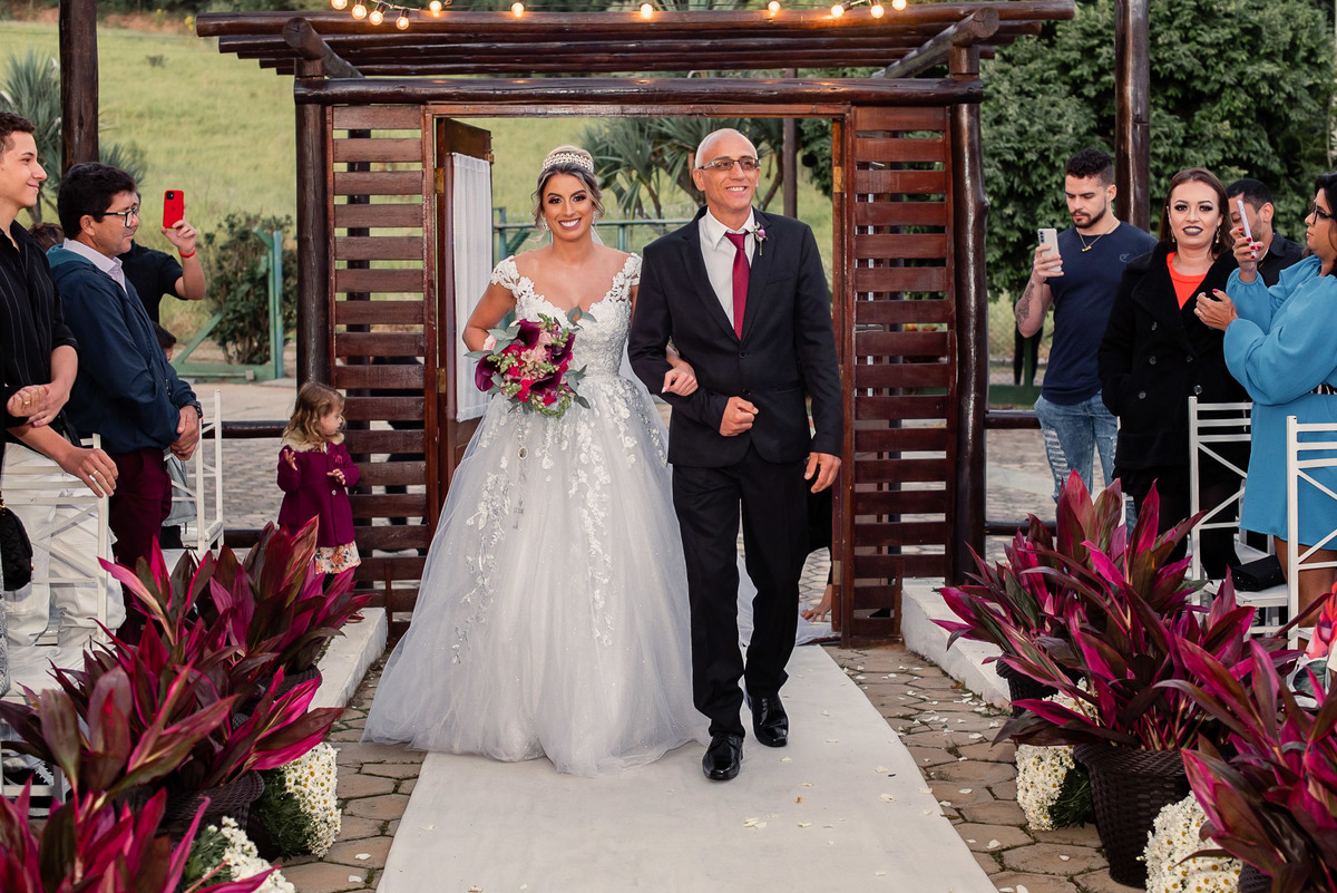 Badulaque, casamento ao ar livre, casamento no pôr do sol, decoração de cerimônia, fotografo casamento, fotografia de casamento sorocaba, fotografo de casamento jundiai, vestido de noiva, noiva, alex e thais fotografia, cerimonia de casamento