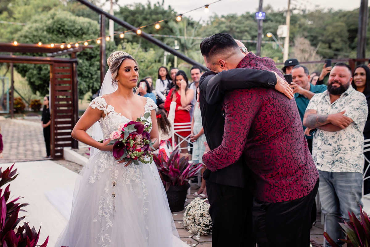 Badulaque, casamento ao ar livre, casamento no pôr do sol, decoração de cerimônia, fotografo casamento, fotografia de casamento sorocaba, fotografo de casamento jundiai, vestido de noiva, noiva, alex e thais fotografia, cerimonia de casamento