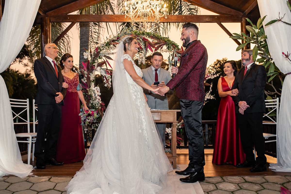 Badulaque, casamento ao ar livre, casamento no pôr do sol, decoração de cerimônia, fotografo casamento, fotografia de casamento sorocaba, fotografo de casamento jundiai, vestido de noiva, noiva, alex e thais fotografia, cerimonia de casamento