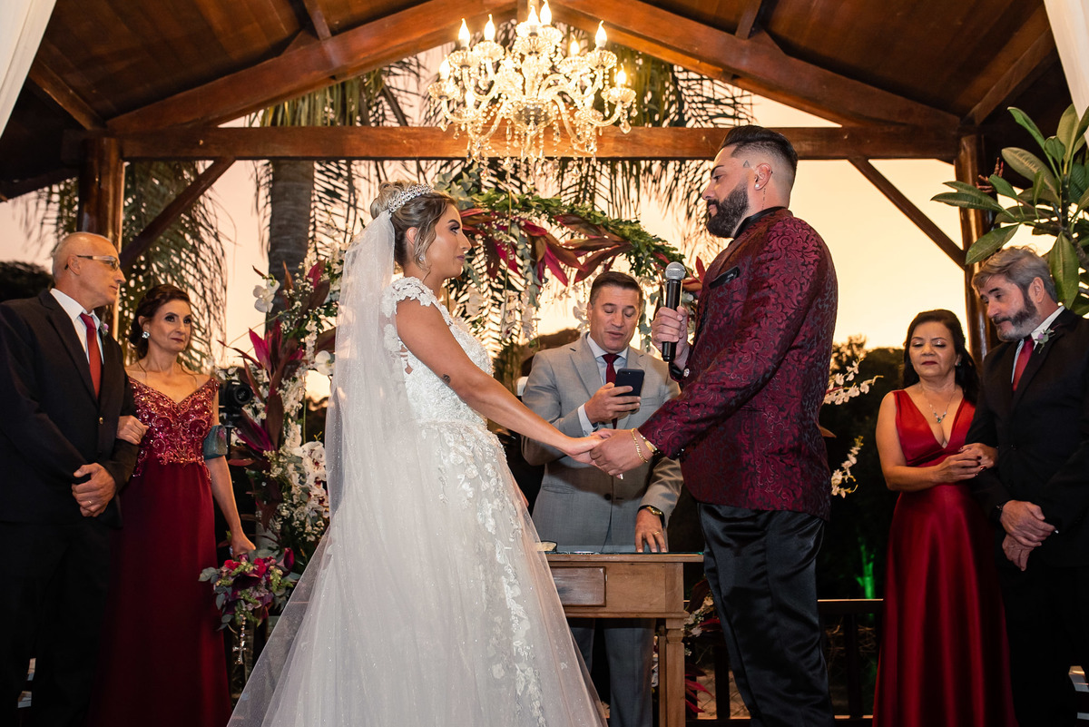 Badulaque, casamento ao ar livre, casamento no pôr do sol, decoração de cerimônia, fotografo casamento, fotografia de casamento sorocaba, fotografo de casamento jundiai, vestido de noiva, noiva, alex e thais fotografia, cerimonia de casamento