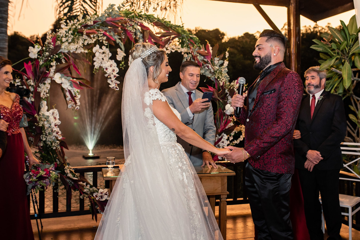 Badulaque, casamento ao ar livre, casamento no pôr do sol, decoração de cerimônia, fotografo casamento, fotografia de casamento sorocaba, fotografo de casamento jundiai, vestido de noiva, noiva, alex e thais fotografia, cerimonia de casamento