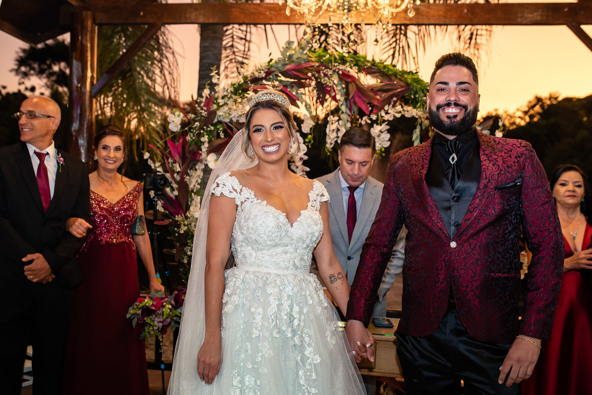 Badulaque, casamento ao ar livre, casamento no pôr do sol, decoração de cerimônia, fotografo casamento, fotografia de casamento sorocaba, fotografo de casamento jundiai, vestido de noiva, noiva, alex e thais fotografia, cerimonia de casamento