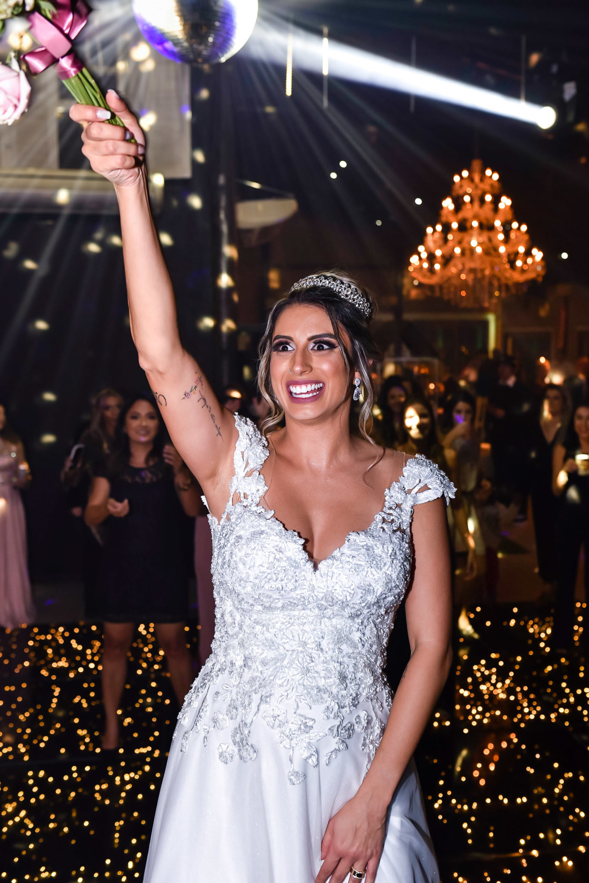 Badulaque, casamento ao ar livre, decoração festa, fotografo casamento, fotografia de casamento sorocaba, fotografo de casamento jundiai, vestido de noiva, noiva, alex e thais fotografia, festa de casamento, balada casamento, buque