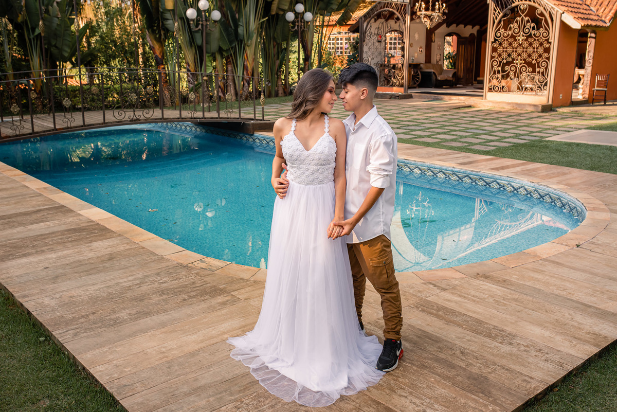 ensaio Pré-Wedding . Ensaio mairipora. pre wedding . dicas de ensaio. poses de ensaio casal. fotografia de casamento. fotografo de casamento.. Ensaio Casal,  Espaço Ravena Garden