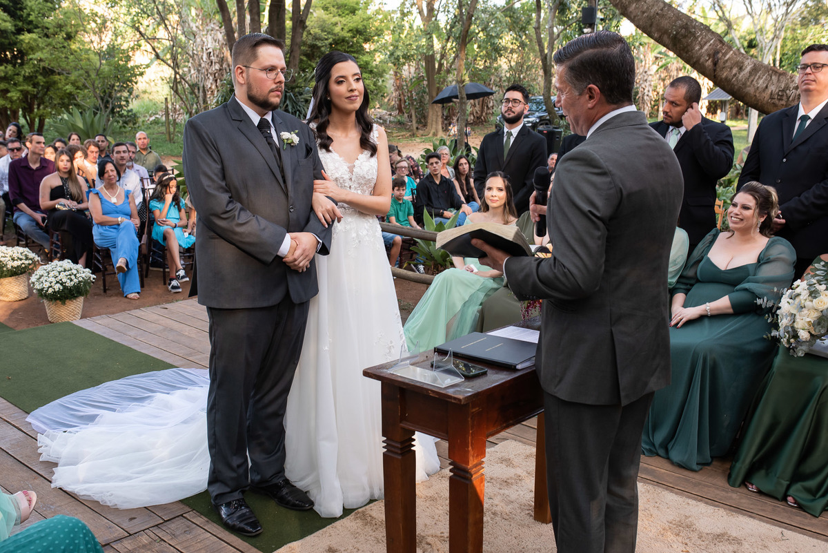 Sítio Sasafraz, casamento ao ar livre, decoração de cerimônia, fotografo casamento, fotografia de casamento Sorocaba, fotografo de casamento Jundiaí, vestido de noiva, noiva, alex e thais fotografia