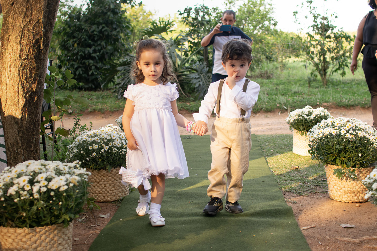 Sítio Sasafraz, casamento ao ar livre, decoração de cerimônia, fotografo casamento, fotografia de casamento Sorocaba, fotografo de casamento Jundiaí, vestido de noiva, noiva, alex e thais fotografia