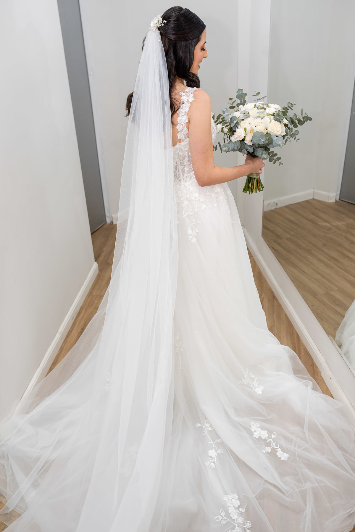 Making off da noiva, vestido de Noiva, Buque de noiva. Dia de noiva. Grande dia. maquiagem de noiva, casamento, jundiai, fotografo casamento, fotografia de casamento sorocaba, fotografo de casamento jundiai, casamento ao ar livre