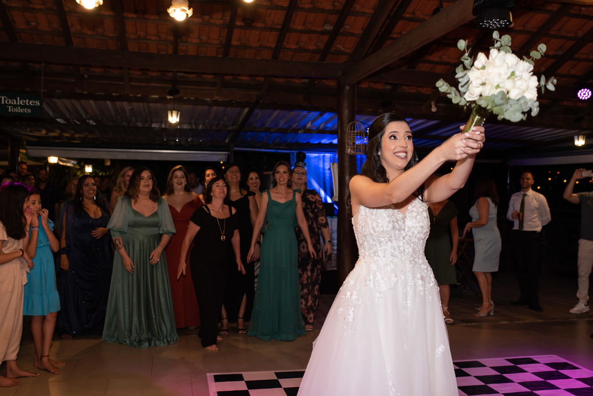 Sítio Sasafraz, casamento ao ar livre, decoração de cerimônia, fotografo casamento, fotografia de casamento Sorocaba, fotografo de casamento Jundiaí, vestido de noiva, noiva, alex e thais fotografia, gravata noivo, festa de casamento