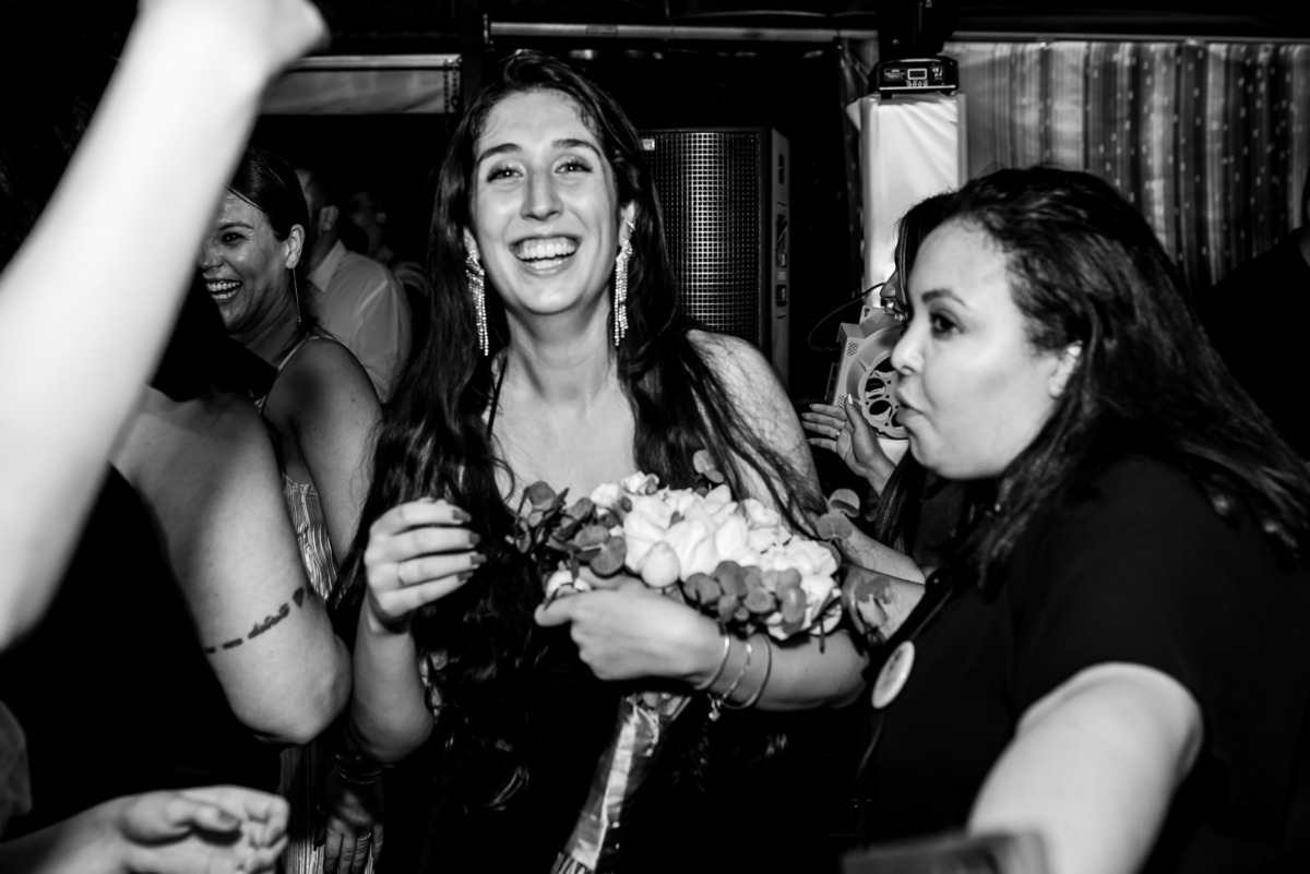 Sítio Sasafraz, casamento ao ar livre, decoração de cerimônia, fotografo casamento, fotografia de casamento Sorocaba, fotografo de casamento Jundiaí, vestido de noiva, noiva, alex e thais fotografia, gravata noivo, festa de casamento