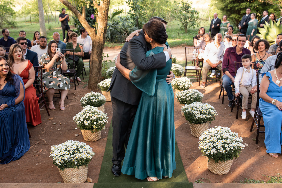 Sítio Sasafraz, casamento ao ar livre, decoração de cerimônia, fotografo casamento, fotografia de casamento Sorocaba, fotografo de casamento Jundiaí, vestido de noiva, noiva, alex e thais fotografia
