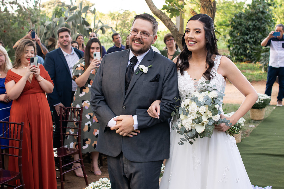 Sítio Sasafraz, casamento ao ar livre, decoração de cerimônia, fotografo casamento, fotografia de casamento Sorocaba, fotografo de casamento Jundiaí, vestido de noiva, noiva, alex e thais fotografia