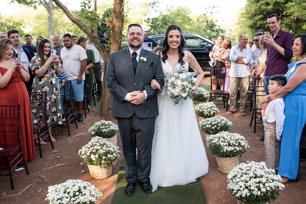 Sítio Sasafraz, casamento ao ar livre, decoração de cerimônia, fotografo casamento, fotografia de casamento Sorocaba, fotografo de casamento Jundiaí, vestido de noiva, noiva, alex e thais fotografia