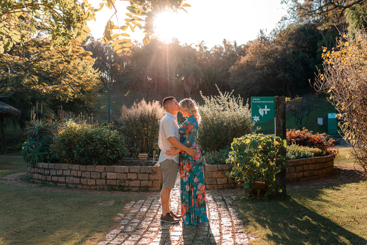 prewedding, ensaioprewedding, ensaiodecasal, fotografiadecasamento, fotografodecasamento, pordosol, ensaioaoarlivre, jundiai, jundiaisp, jundiaicasamentos, jundiaiprewedding, noivos, noivas2026, casamento2026