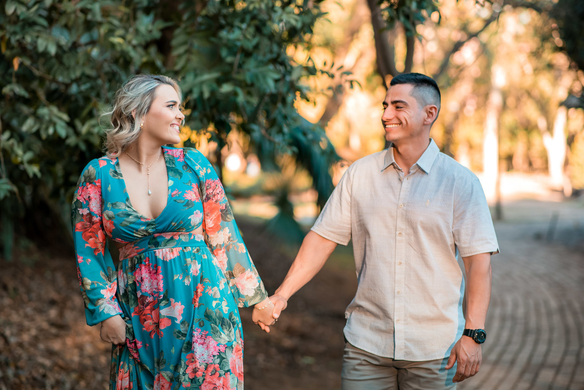 prewedding, ensaioprewedding, ensaiodecasal, fotografiadecasamento, fotografodecasamento, pordosol, ensaioaoarlivre, jundiai, jundiaisp, jundiaicasamentos, jundiaiprewedding, noivos, noivas2026, casamento2026