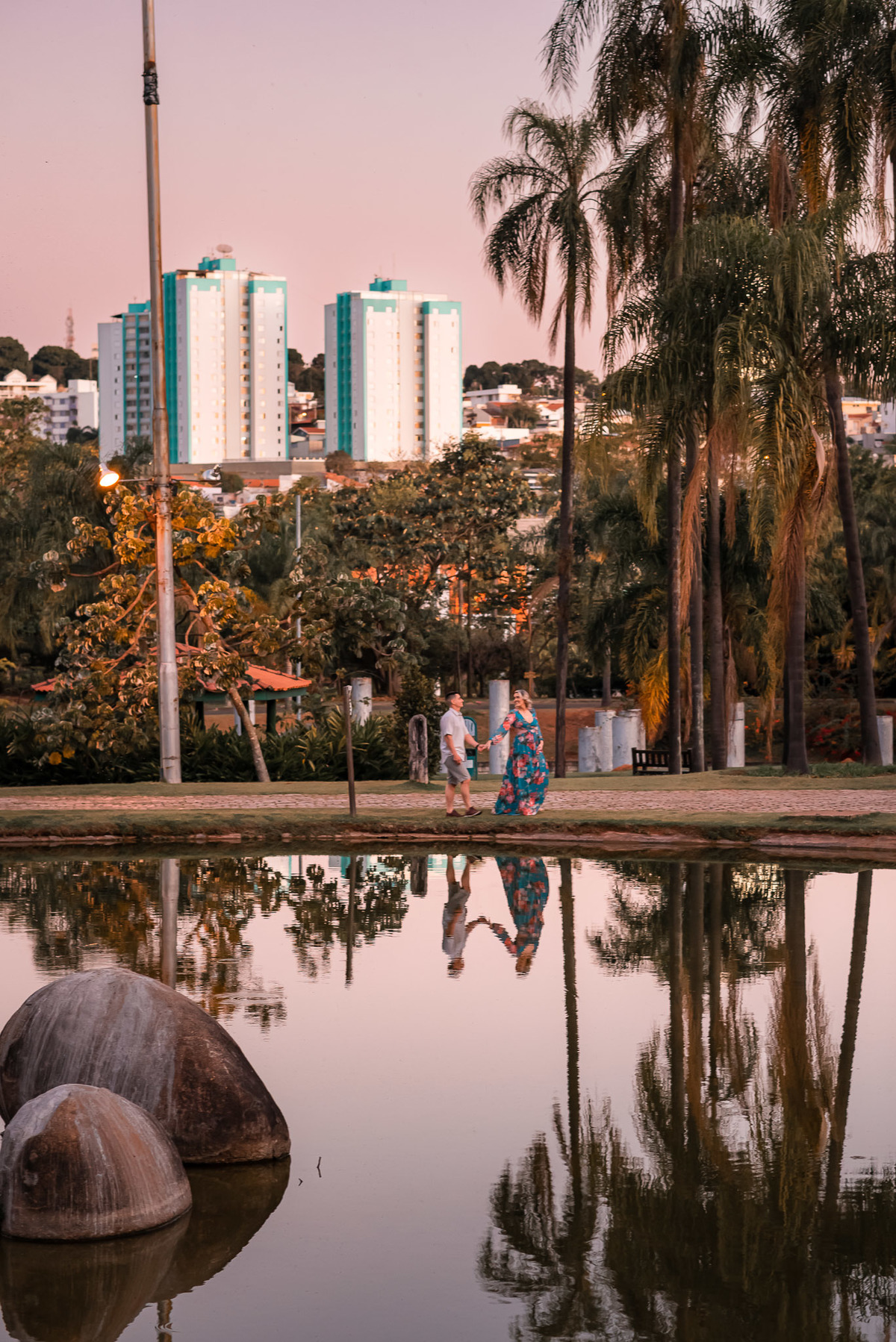 prewedding, ensaioprewedding, ensaiodecasal, fotografiadecasamento, fotografodecasamento, pordosol, ensaioaoarlivre, jundiai, jundiaisp, jundiaicasamentos, jundiaiprewedding, noivos, noivas2026, casamento2026