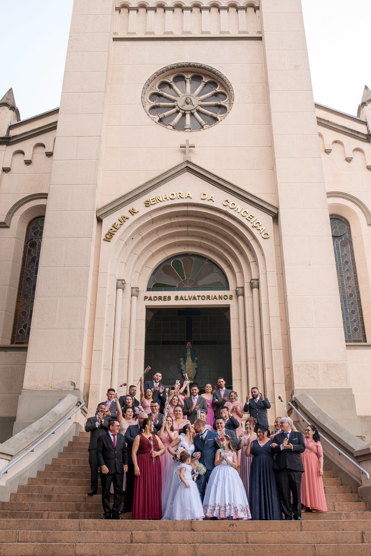 Cerimônia de casamento, vestido de noiva. terno do noivo. casamento na igreja. fotos de casamento. Casamento igreja católica. Paroquia nossa senhora da conceição, vila arens Jundiai 
