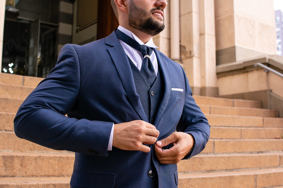 noivo, making off do noivo, terno do noivo, padrinhos do noivo, fotos de casamento, fotografo de casamento jundiai 