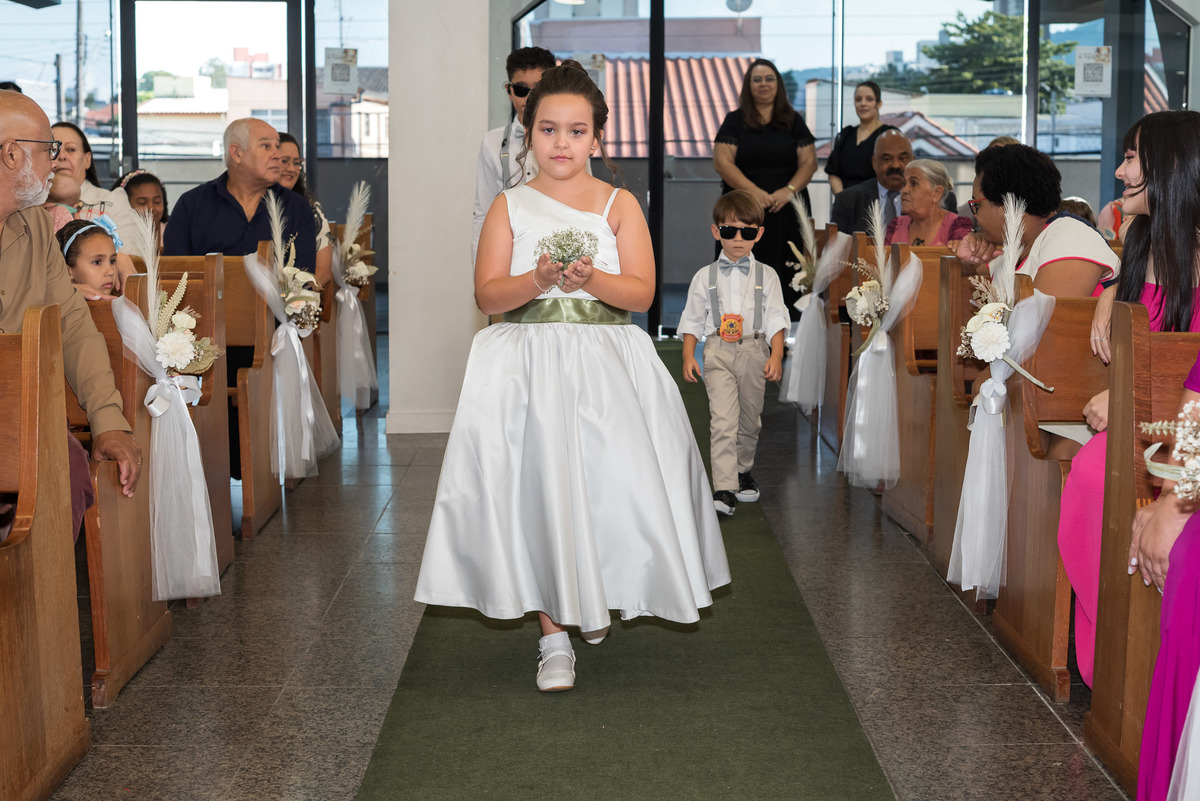 Cerimônia de casamento, vestido de noiva. terno do noivo. casamento na igreja. fotos de casamento. Jundiai, Assembleia de Deus do Vianelo 