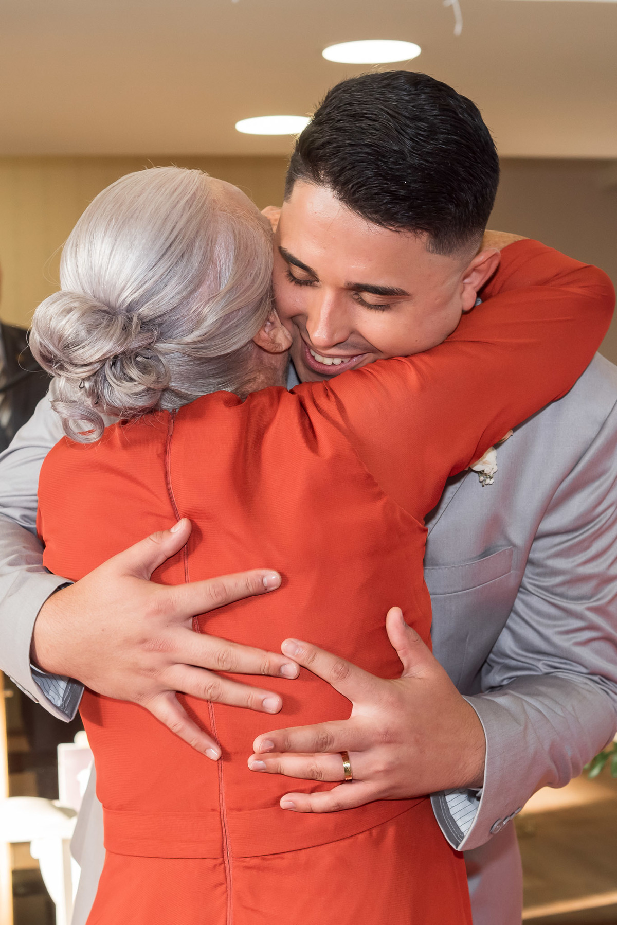 Cerimônia de casamento, vestido de noiva. terno do noivo. casamento na igreja. fotos de casamento. Jundiai, Assembleia de Deus do Vianelo 