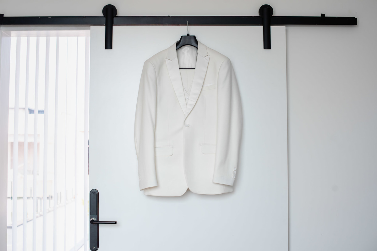 making off do noivo, fotos de casamento, fotografo de casamento jundiai, terno do noivo, fotografo de casamento sorocaba