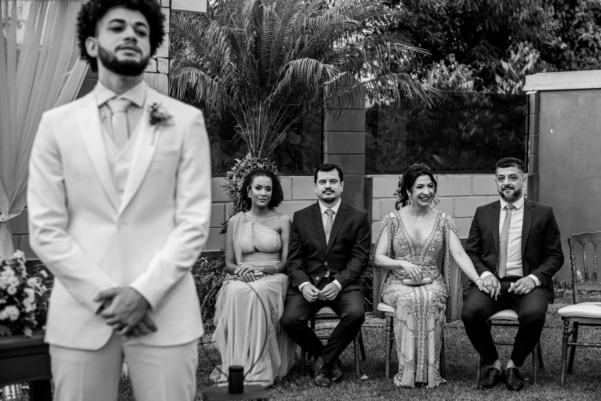 
Vestido de noiva. terno do noivo. fotos de casamento. Espaço Santa Filomena, decoração casamento, festa casamento, madrinhas, padrinhos, casamento ao ar livre, fotografo de casamento sorocaba,  fotos de casamento, fotografo de casamento jundiai,