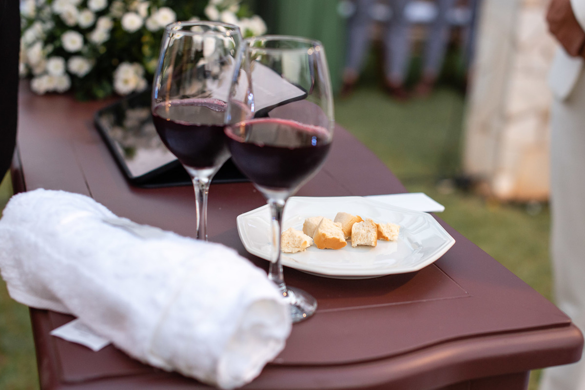 
Vestido de noiva. terno do noivo. fotos de casamento. Espaço Santa Filomena, decoração casamento, festa casamento, madrinhas, padrinhos, casamento ao ar livre, fotografo de casamento sorocaba,  fotos de casamento, fotografo de casamento jundiai,