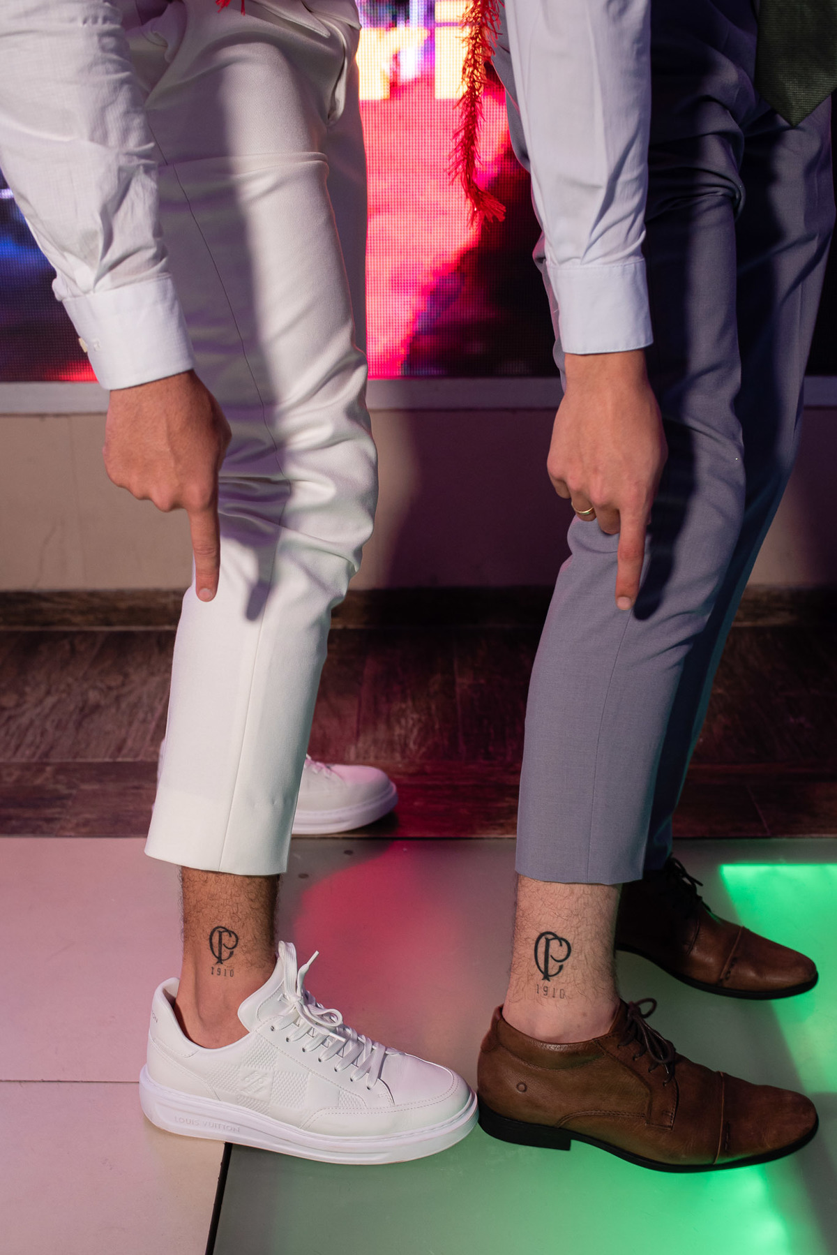 Vestido de noiva. terno do noivo. fotos de casamento. Espaço Santa Filomena, decoração casamento, festa casamento, fotografo de casamento sorocaba,  fotos de casamento, fotografo de casamento jundiai, festa de casamento, balada, valsa noivos