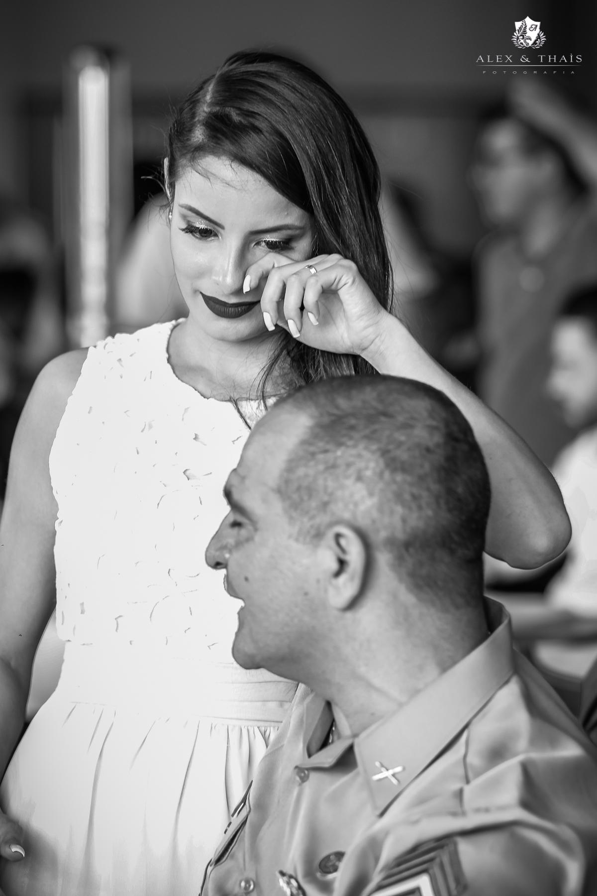 noiva emocionada com o papai, recepção de casamento no Pururucas Louveira